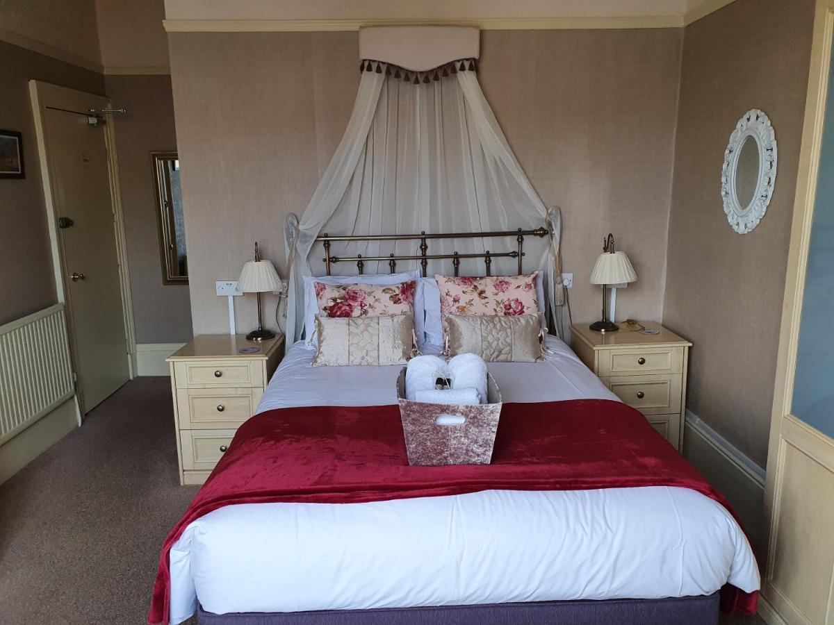 The Braemar Southport Bed & Breakfast Bagian luar foto